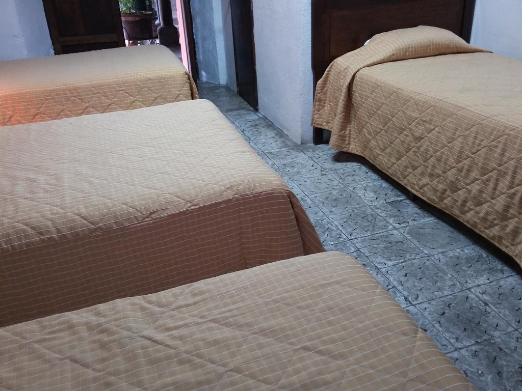 Hotel Santa Clara Antigua Стая снимка